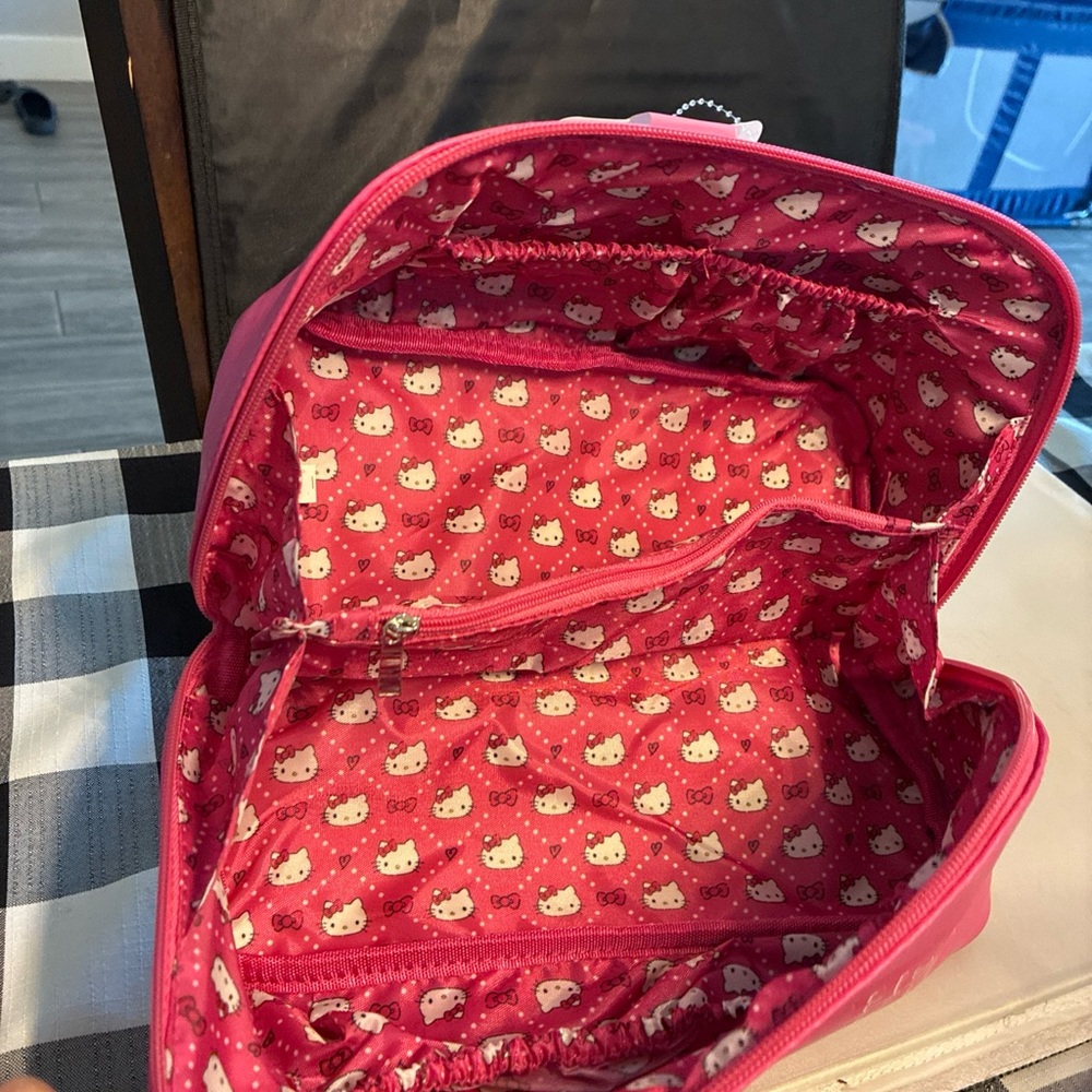 Hello Kitty Pink Bag cosmetics bag - Picture 2 of 3
